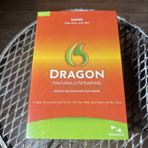 Dragon Naturally Speaking Home Version 11 With Head Set New Sealed - Picture 1 of 9